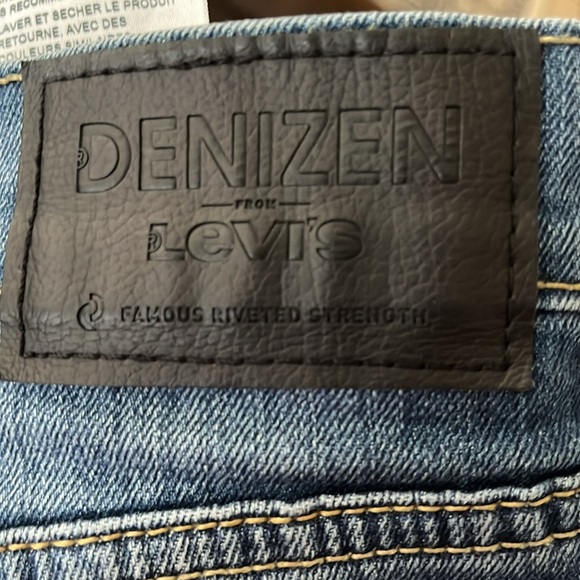 Levi's Denizen 208 Regular Taper Fit Pre-Faded Jeans - NWOT - Picture 6 of 11